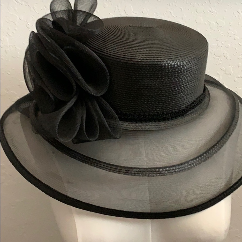 Black hat